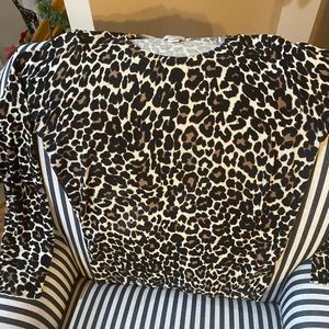 Leopard print lightweight pull over sweater